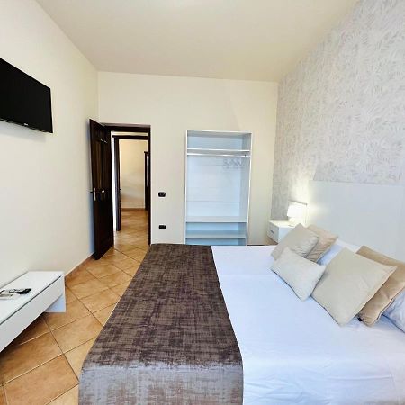 Casa Aieddu Hotel แตร์ราซีนี ภายนอก รูปภาพ