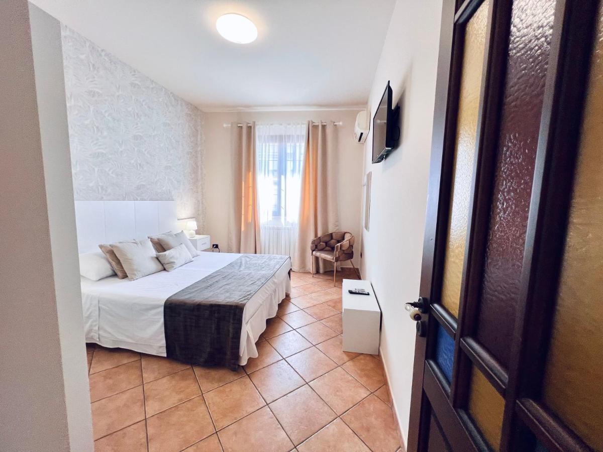 Casa Aieddu Hotel แตร์ราซีนี ภายนอก รูปภาพ