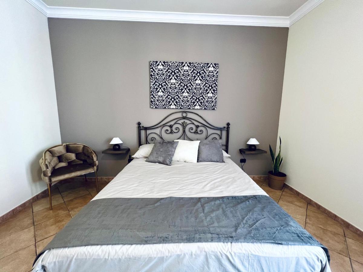 Casa Aieddu Hotel แตร์ราซีนี ภายนอก รูปภาพ