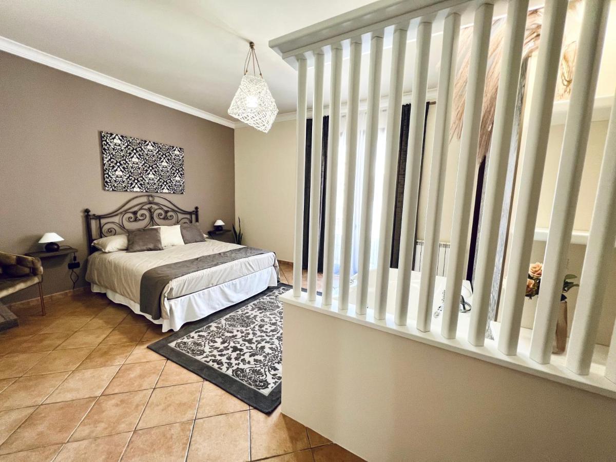 Casa Aieddu Hotel แตร์ราซีนี ภายนอก รูปภาพ