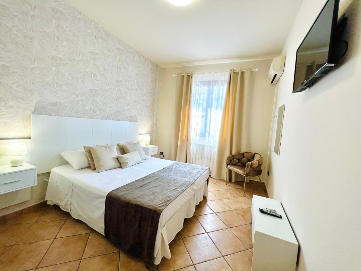 Casa Aieddu Hotel แตร์ราซีนี ภายนอก รูปภาพ